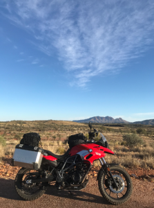 BMW-F700GS(West MaDonnell NP)